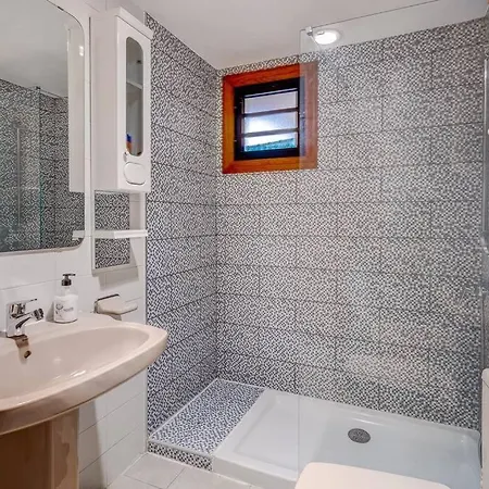 Compostella Beach - 2 Bedroom Arona  Exterior photo